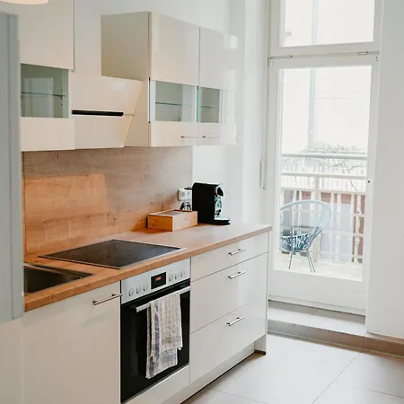 Apartament Elbzauber Fuer 6 L Parkplatz L Balkon